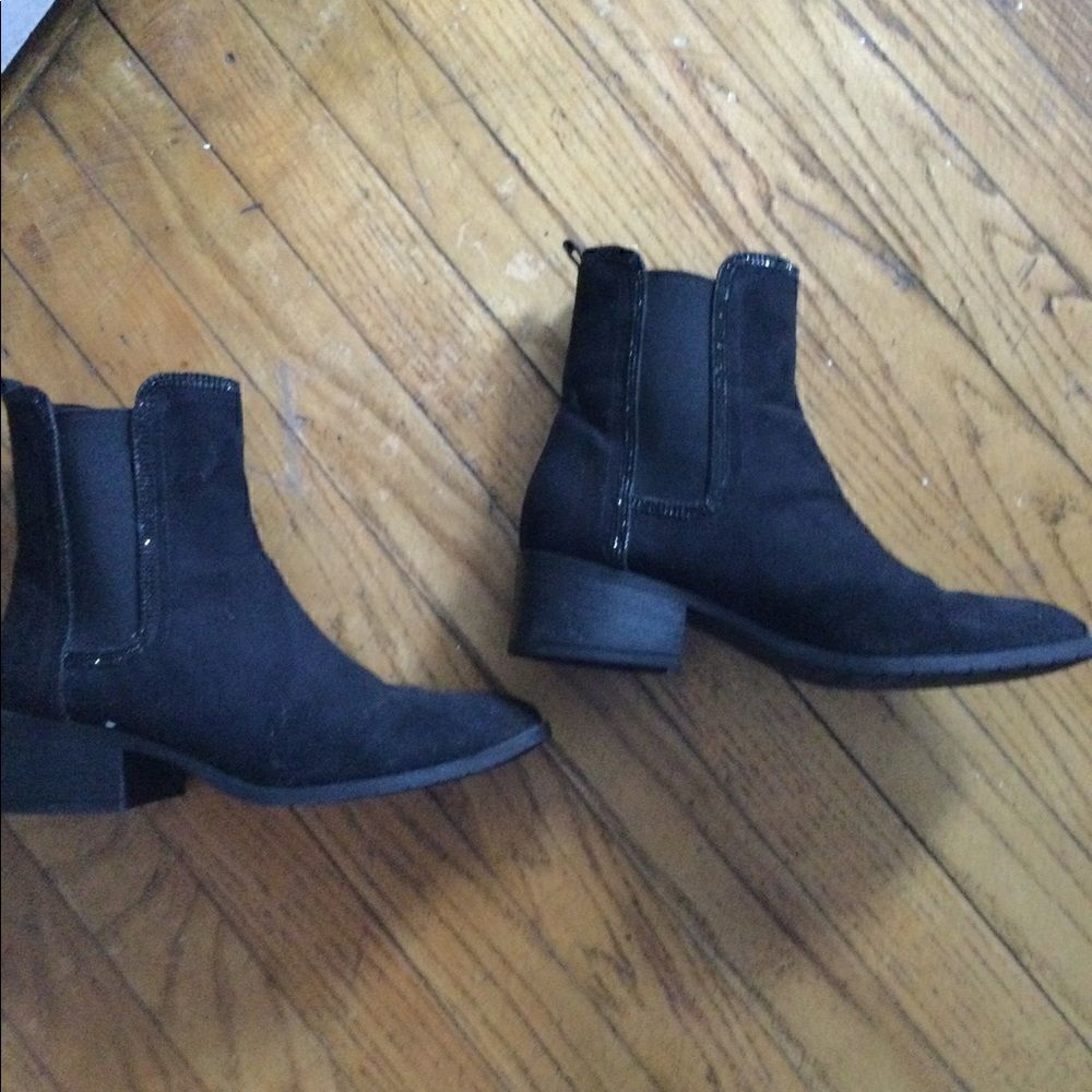 Kenneth Cole reaction 7.5 ankle boots black bling